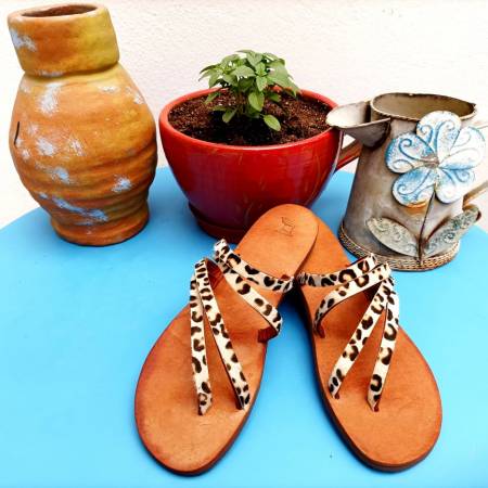 Χειροποίητο Δερμάτινο Γυναικείο Σανδάλι