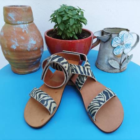 Χειροποίητο Δερμάτινο Γυναικείο Σανδάλι