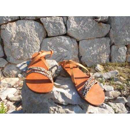Χειροποίητο Δερμάτινο Γυναικείο Σανδάλι