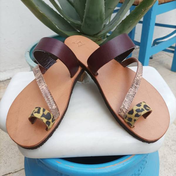 Χειροποίητο Δερμάτινο Γυναικείο Σανδάλι