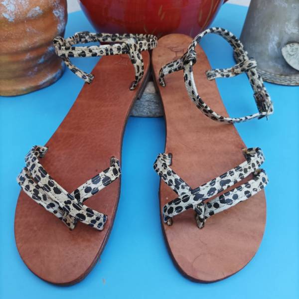 Χειροποίητο Δερμάτινο Γυναικείο Σανδάλι